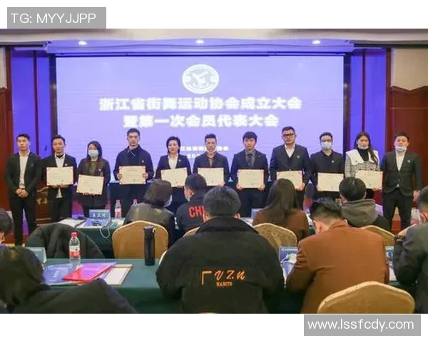 杭州街舞队在全国速度排行榜中荣获第八名展现出强劲实力与风采